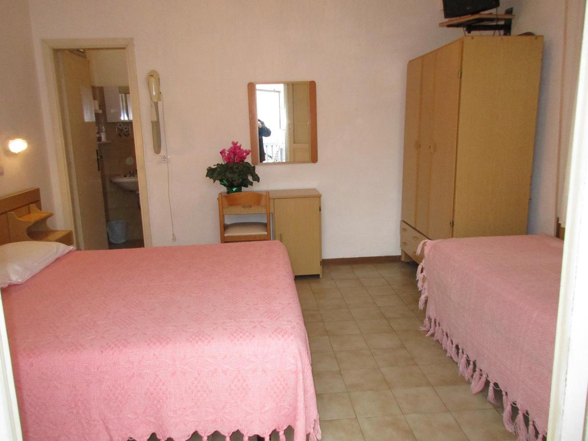 Hotel Pensione Ornella Cesenatico Kültér fotó
