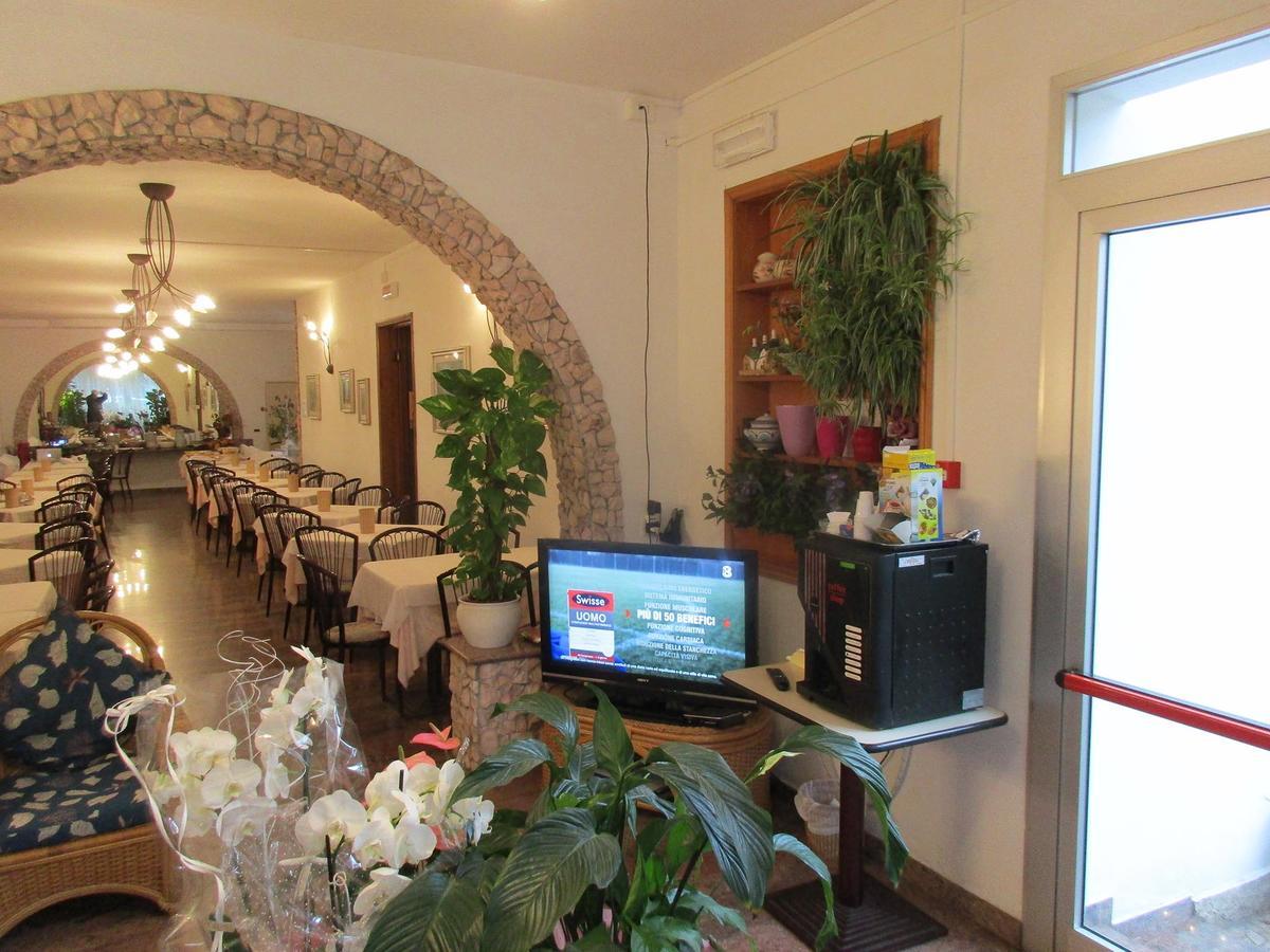 Hotel Pensione Ornella Cesenatico Kültér fotó