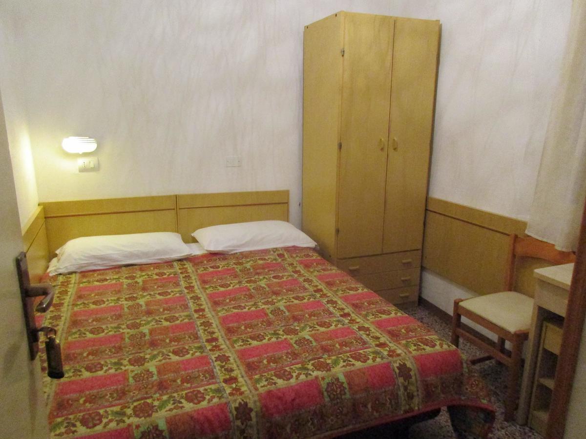 Hotel Pensione Ornella Cesenatico Kültér fotó
